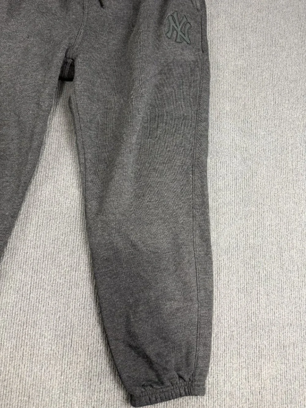 New York Yankees Hurley Mens Gray Jogger Sweatpants Size XL